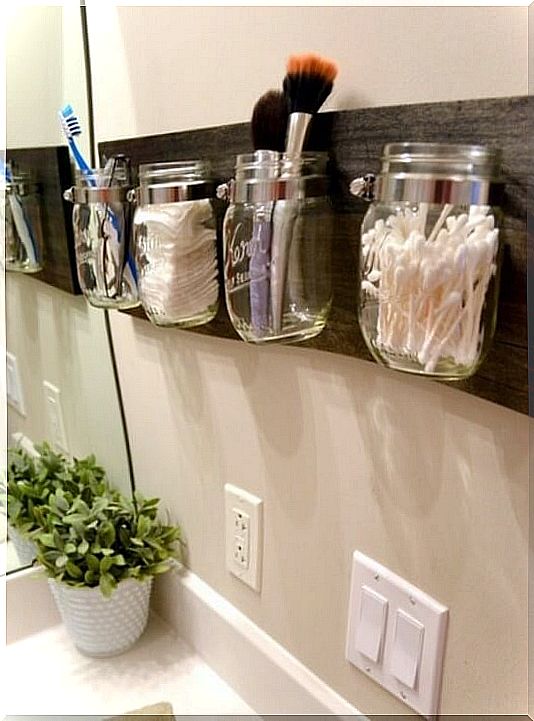 Glass jar organizer