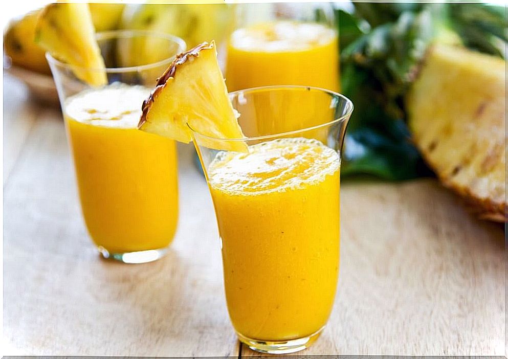 Pineapple and ginger drink.