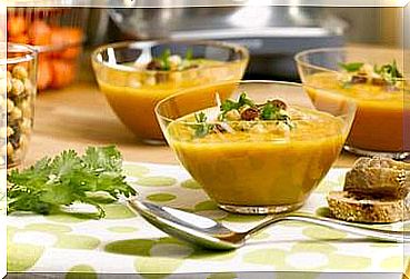 Carrot and chickpea puree