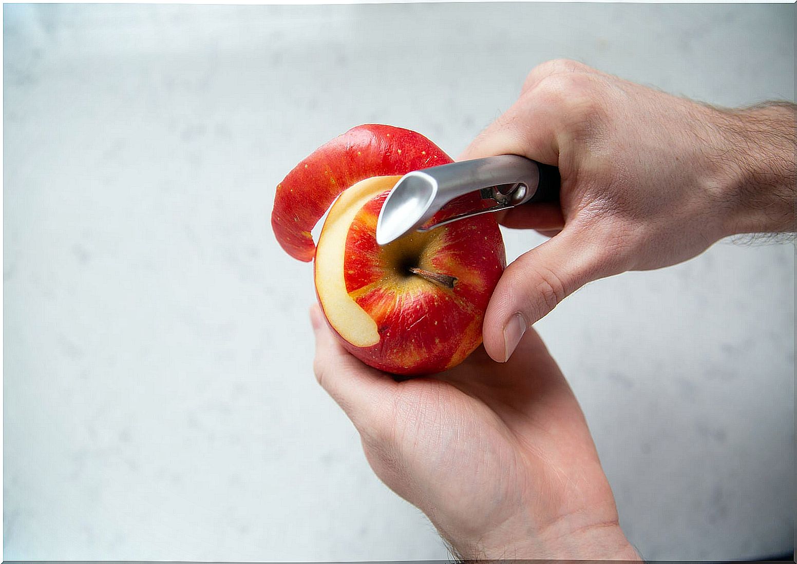 Why can apple peel cure help me lose weight?