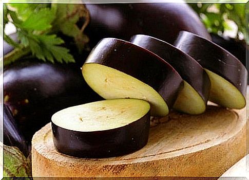 Eggplant helps you reduce abdominal fat