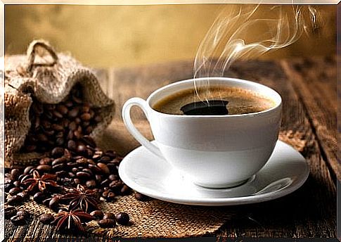 Foods to improve memory: coffee.