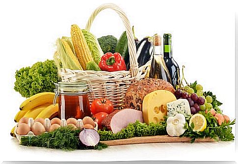 importance of a balanced diet in the treatment of Crohn's disease